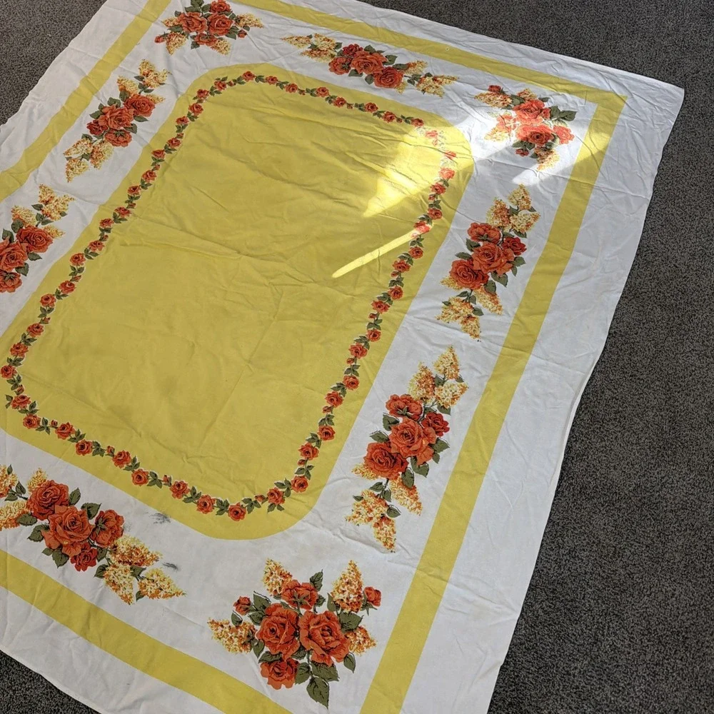 Vtg 1950s MCM Linen Tablecloth Rectangular 54x62